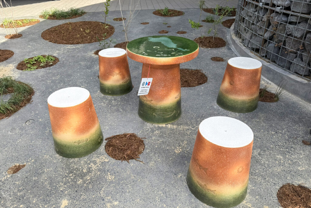 信楽焼テーブルスツール